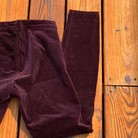 Gap 1969 Women’s Side Zip Burgundy Velvet Leggings Size 27 R No Pockets - Picture 10 of 11